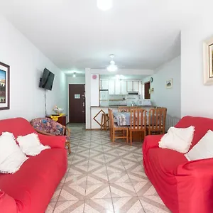 Apartamento A 150 Metros Da De Mariscal., Bombinhas